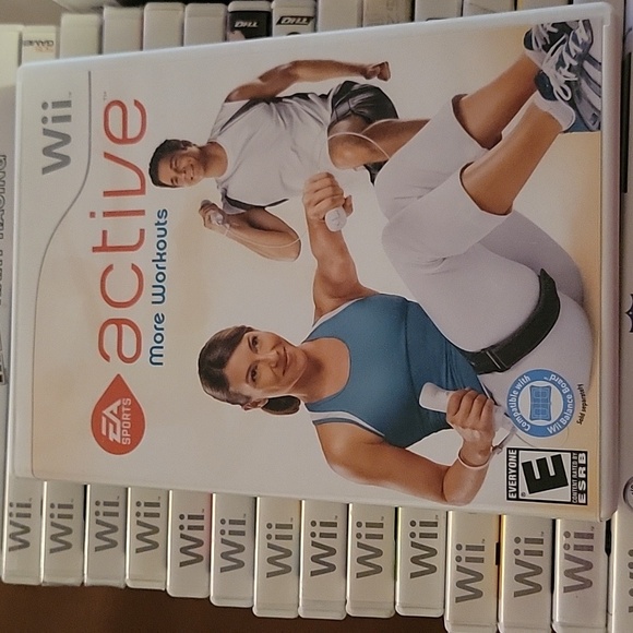 EA Sports active More Workouts - Wii Game No Visable Stratches Original Case - Picture 1 of 5